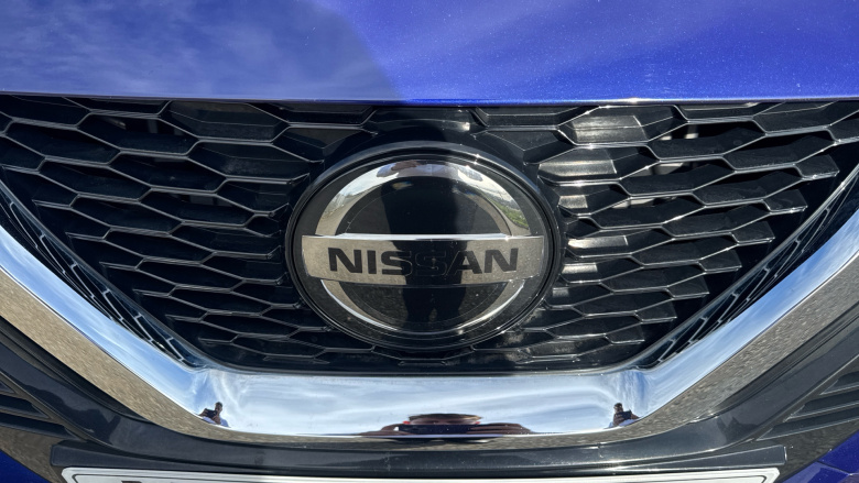 Nissan Qashqai 1.2 DiG-T Tekna 5dr Petrol Hatchback